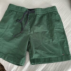 men’s shorts